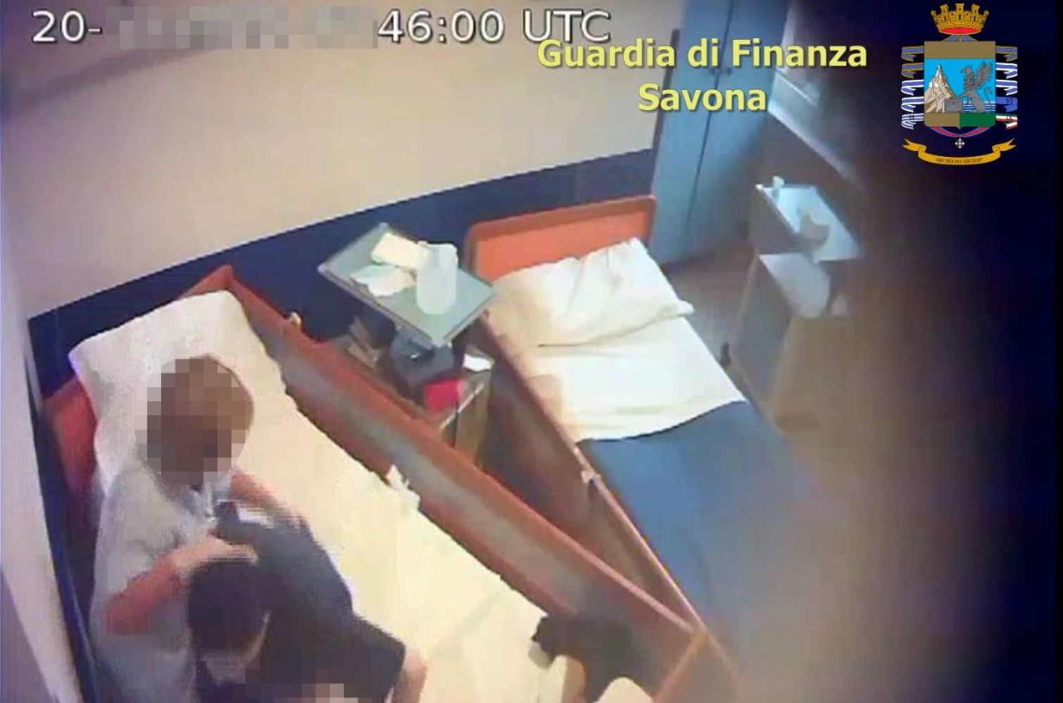 Maltrattamenti in una Rsa di Varazze, arrestate tre operatrici sanitarie